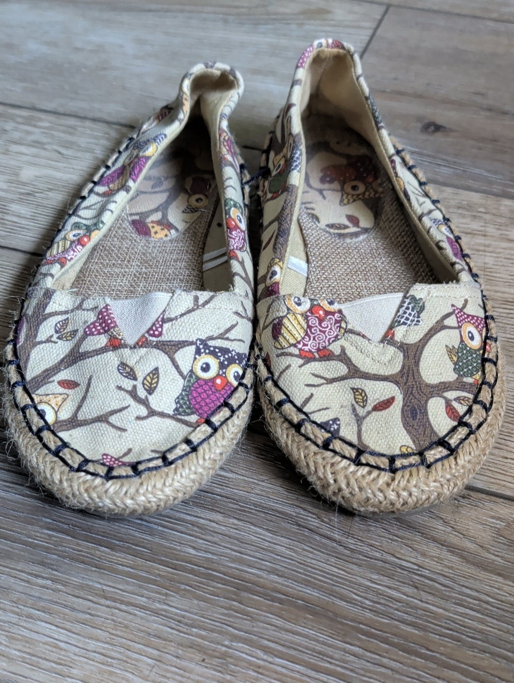 Canvas Owl Print Slip-On Flats - Beige